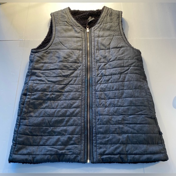 Lululemon Everything She Wants Reversible Vest  Black - Picture 9 of 14
